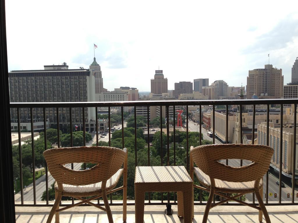 San Antonio Marriott Riverwalk Exteriör bild